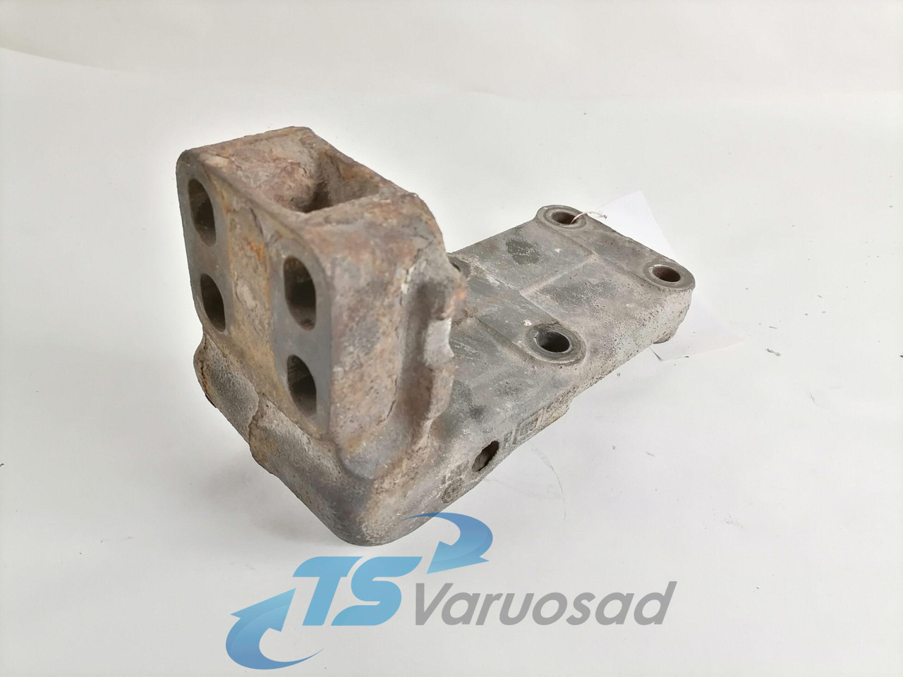 Scania Gearbox bracket 1404300 - Caja de cambios y piezas para Camión: foto 3 Scania Gearbox bracket 1404300 - Caja de cambios y piezas para Camión: foto 3