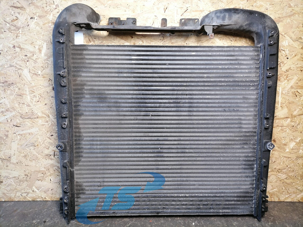 Scania Intercooler radiator 97029 - Intercooler para Camión: foto 2 Scania Intercooler radiator 97029 - Intercooler para Camión: foto 2