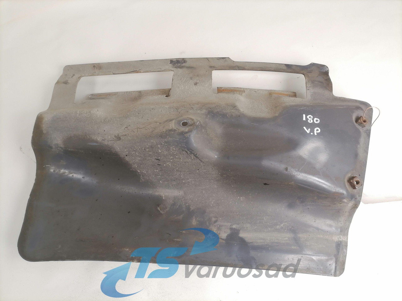 Scania Mudguard 1482415 - Pieza universal para Camión: foto 1 Scania Mudguard 1482415 - Pieza universal para Camión: foto 1