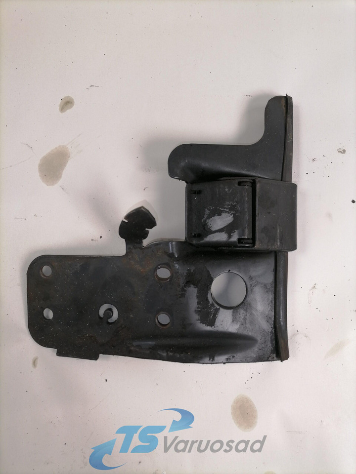 Scania Mudguard bracket 1723176 - Pieza universal para Camión: foto 5 Scania Mudguard bracket 1723176 - Pieza universal para Camión: foto 5
