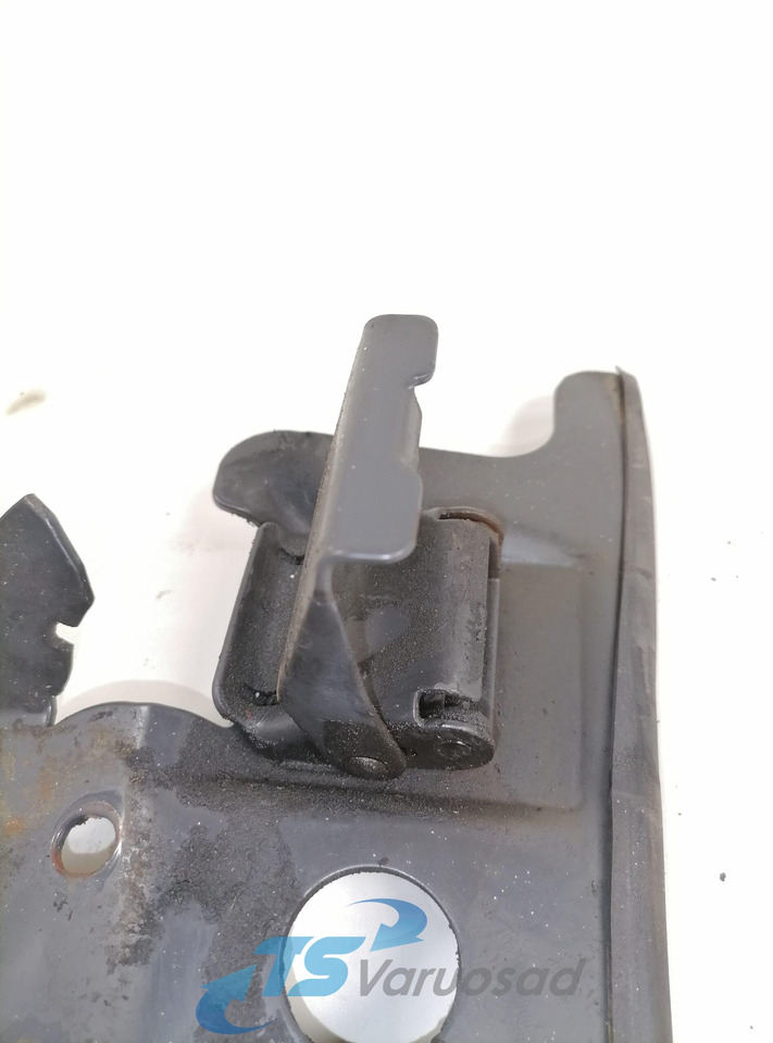 Scania Mudguard bracket 1723176 - Pieza universal para Camión: foto 4 Scania Mudguard bracket 1723176 - Pieza universal para Camión: foto 4