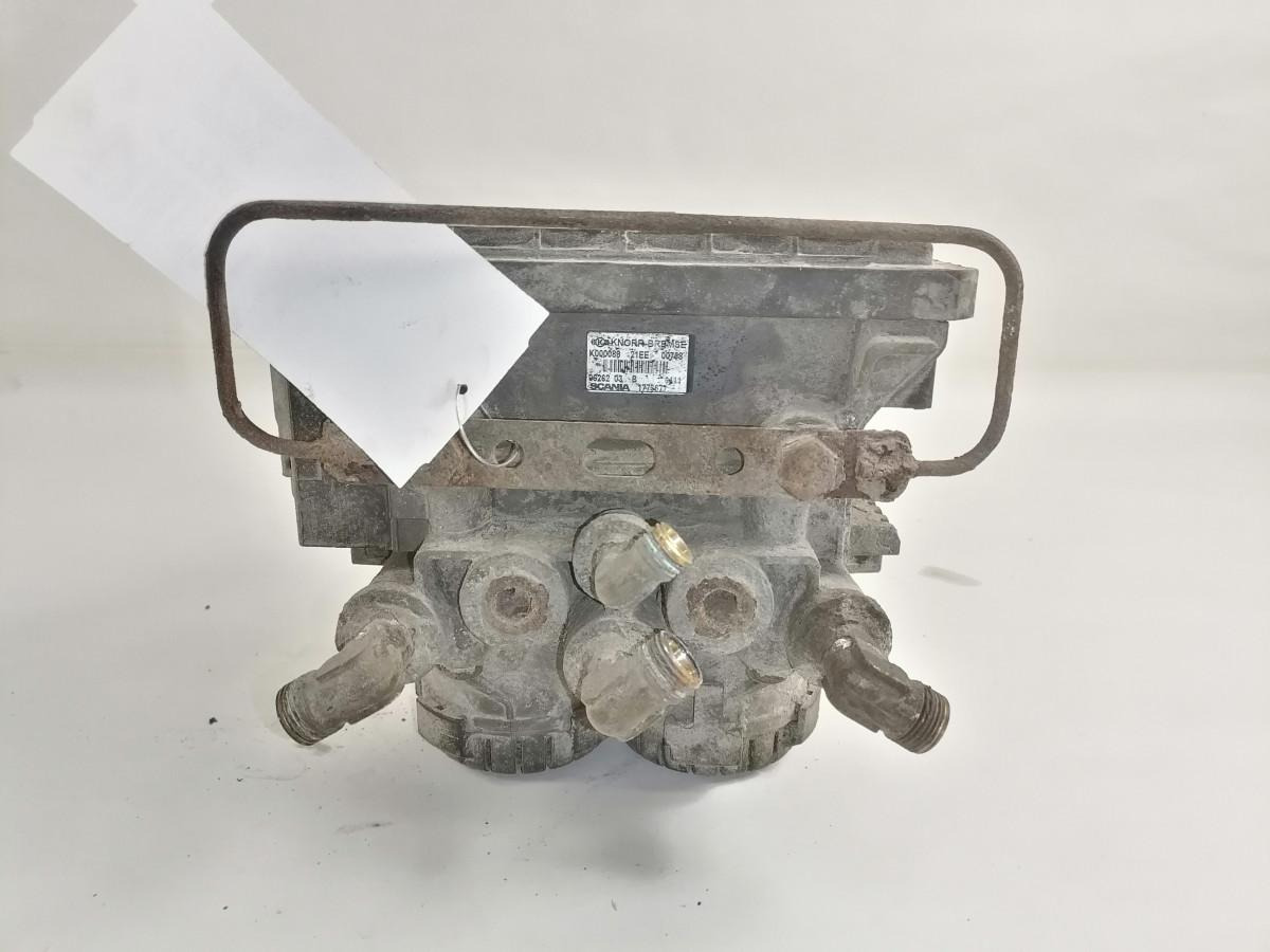 Scania Rear axel brake pressure control valve 1773677 - Válvula de freno para Camión: foto 3 Scania Rear axel brake pressure control valve 1773677 - Válvula de freno para Camión: foto 3
