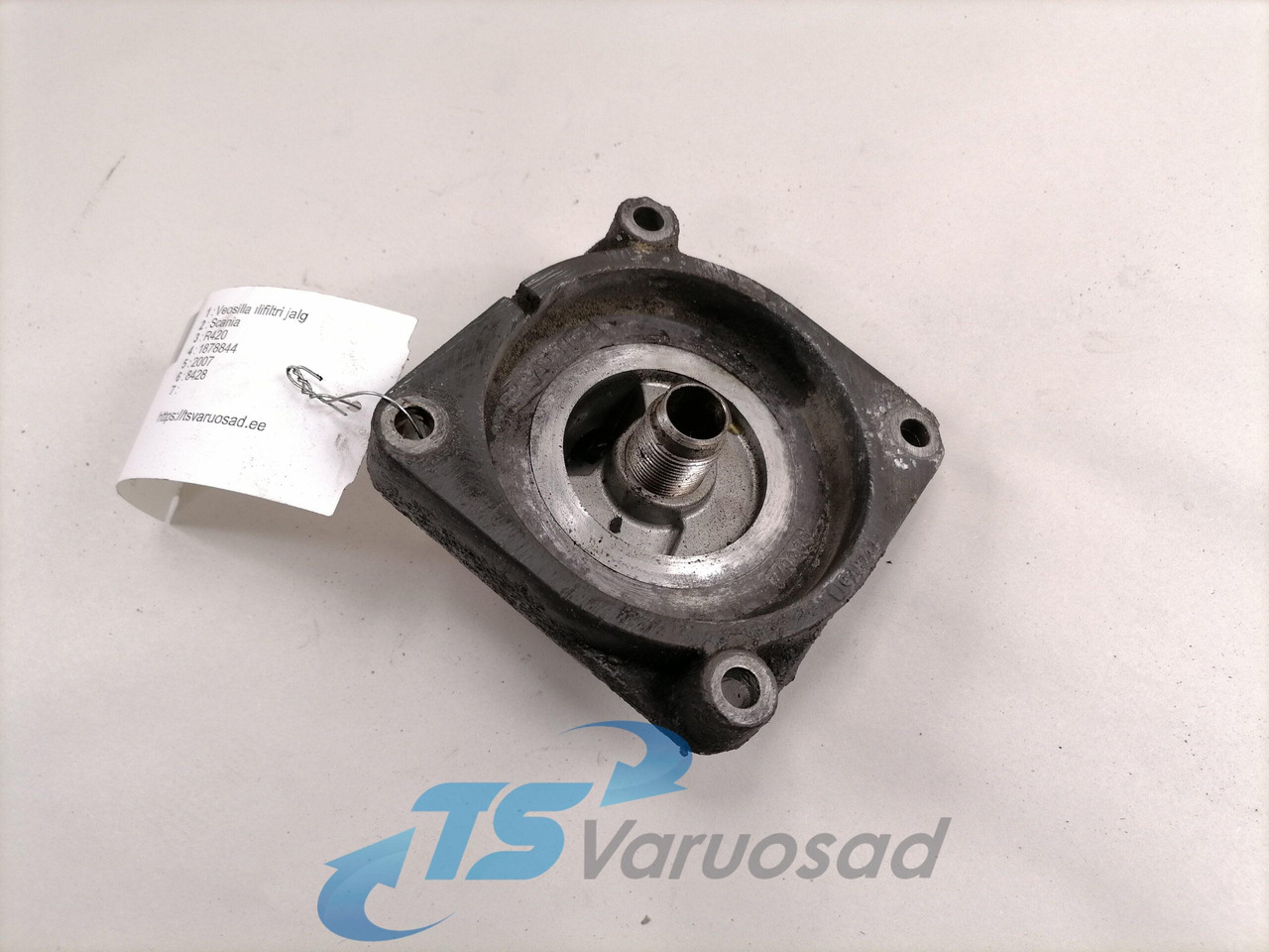 Scania Rear axel oil filter holder 1878844 - Eje y piezas para Camión: foto 1 Scania Rear axel oil filter holder 1878844 - Eje y piezas para Camión: foto 1