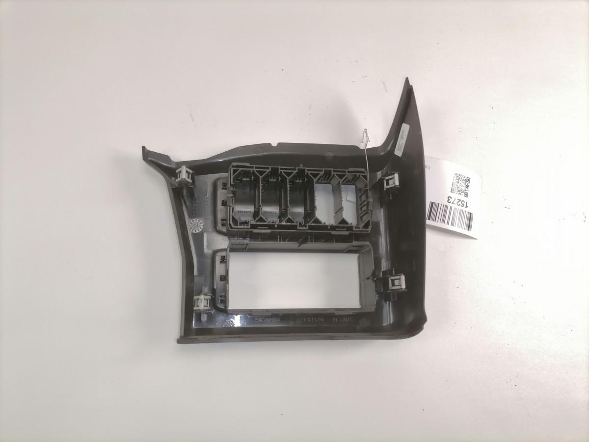 Scania Salongi plastik 2084596 - Pieza universal para Camión: foto 3 Scania Salongi plastik 2084596 - Pieza universal para Camión: foto 3