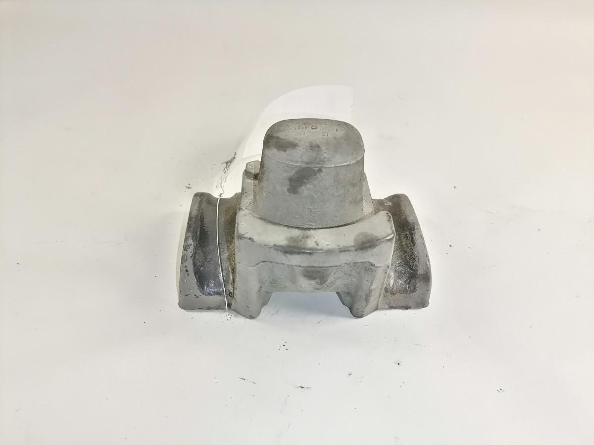 Scania Spring plate 2326004 - Suspensión para Camión: foto 3 Scania Spring plate 2326004 - Suspensión para Camión: foto 3