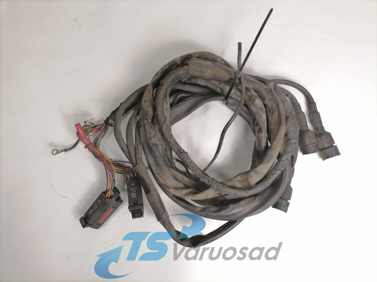 Scania gearbox cable 1421299 - Caja de cambios y piezas para Camión: foto 1 Scania gearbox cable 1421299 - Caja de cambios y piezas para Camión: foto 1