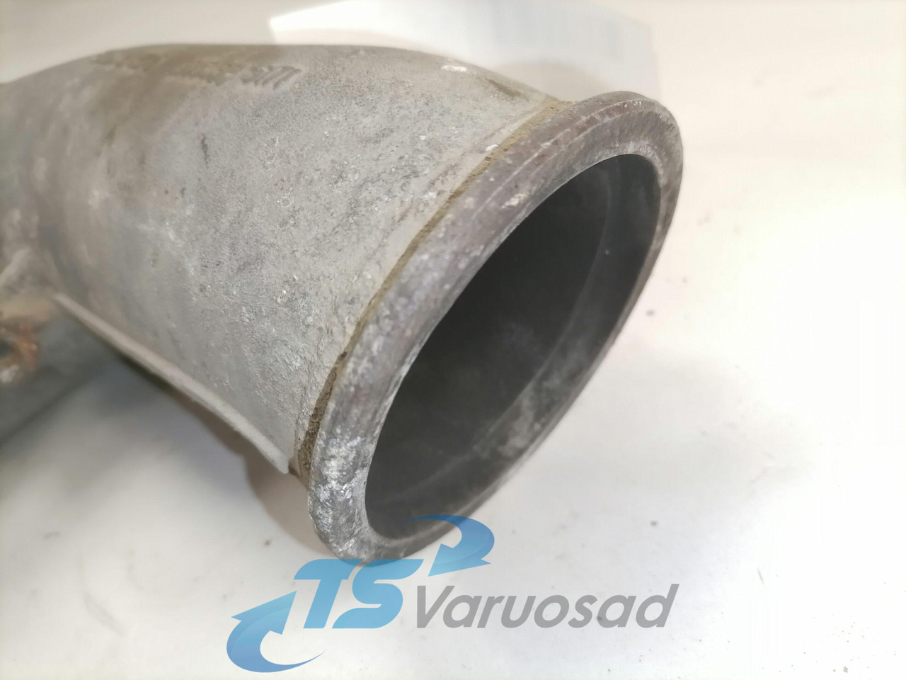 Scania intercooler pipe 1375488 - Intercooler para Camión: foto 4 Scania intercooler pipe 1375488 - Intercooler para Camión: foto 4