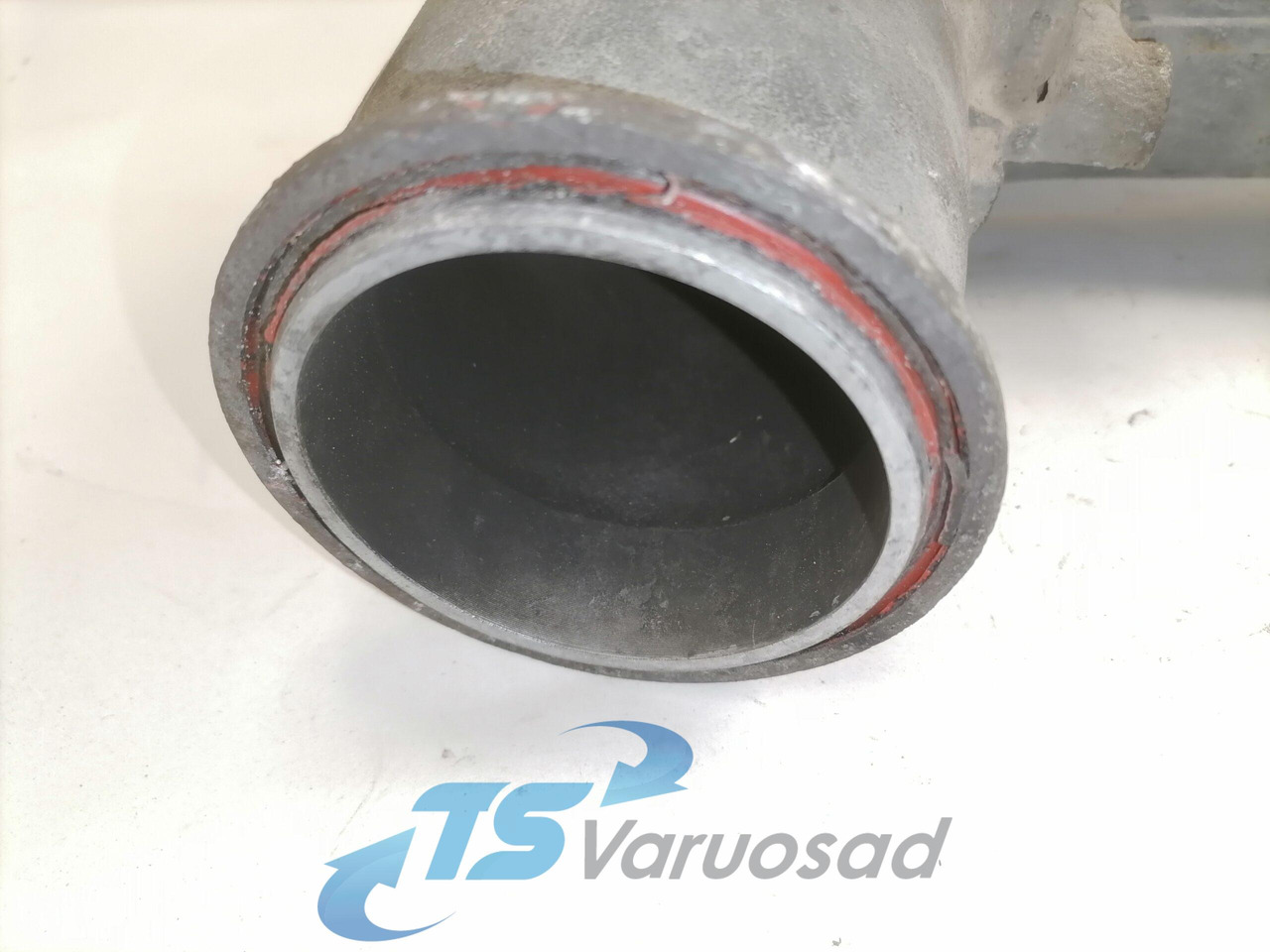 Scania intercooler pipe 1375488 - Intercooler para Camión: foto 2 Scania intercooler pipe 1375488 - Intercooler para Camión: foto 2