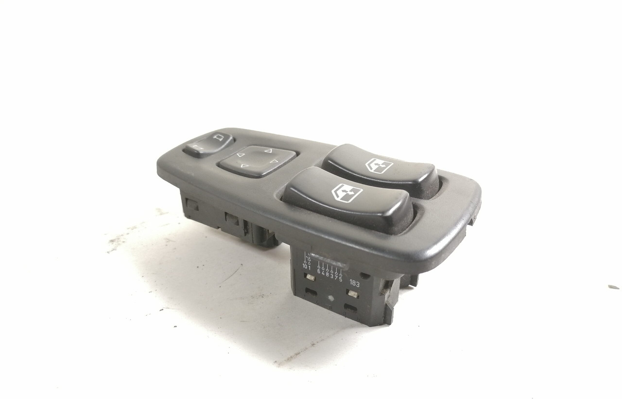 Scania switch 1863514 - Cabina para Camión: foto 1 Scania switch 1863514 - Cabina para Camión: foto 1