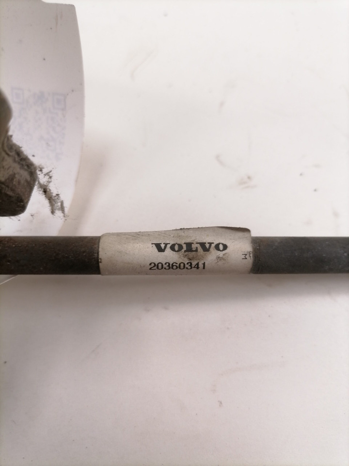 Volvo A/C pipe 20360341 - Calefacción/ Ventilación para Camión: foto 2 Volvo A/C pipe 20360341 - Calefacción/ Ventilación para Camión: foto 2