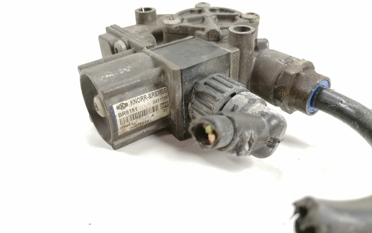 Volvo ABS brake valve 20516342 - Válvula de freno para Camión: foto 3 Volvo ABS brake valve 20516342 - Válvula de freno para Camión: foto 3