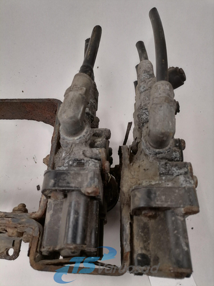Volvo Air suspension control valve, ECAS 20514450 - Válvula de freno para Camión: foto 3 Volvo Air suspension control valve, ECAS 20514450 - Válvula de freno para Camión: foto 3