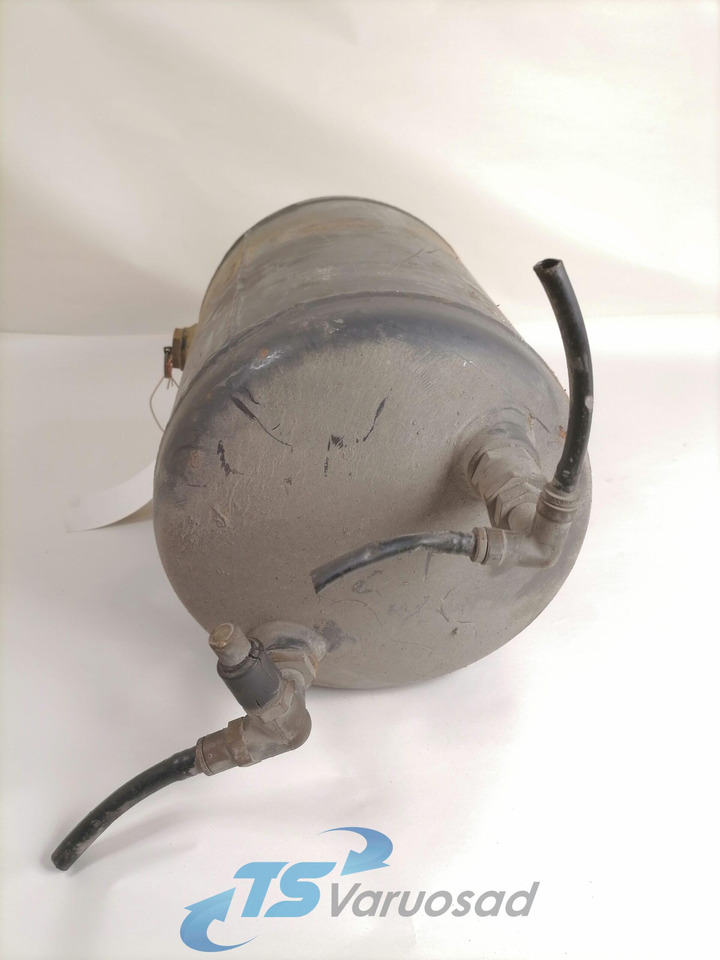 Volvo Air tank 20772295 - Pieza universal para Camión: foto 3 Volvo Air tank 20772295 - Pieza universal para Camión: foto 3