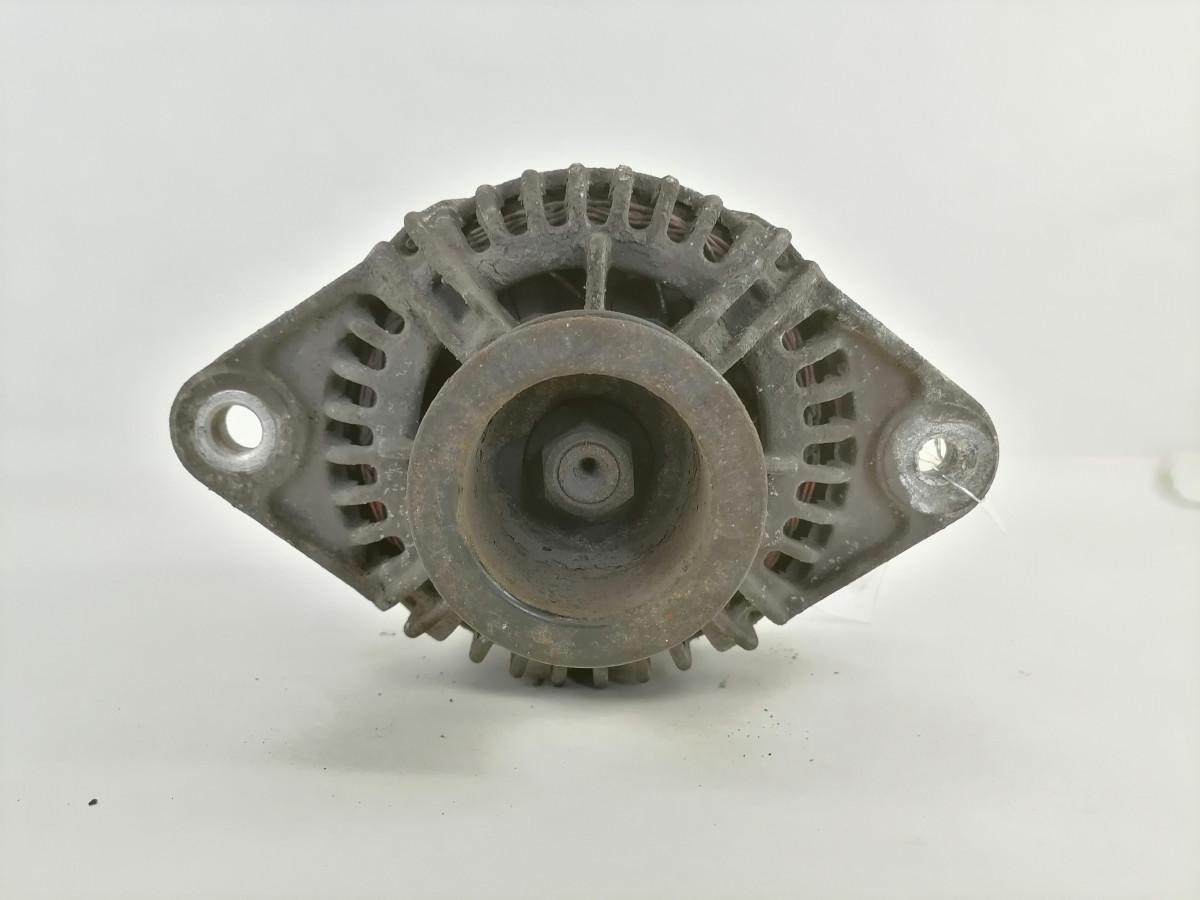 Volvo Alternator 21257552 - Alternador para Camión: foto 3 Volvo Alternator 21257552 - Alternador para Camión: foto 3