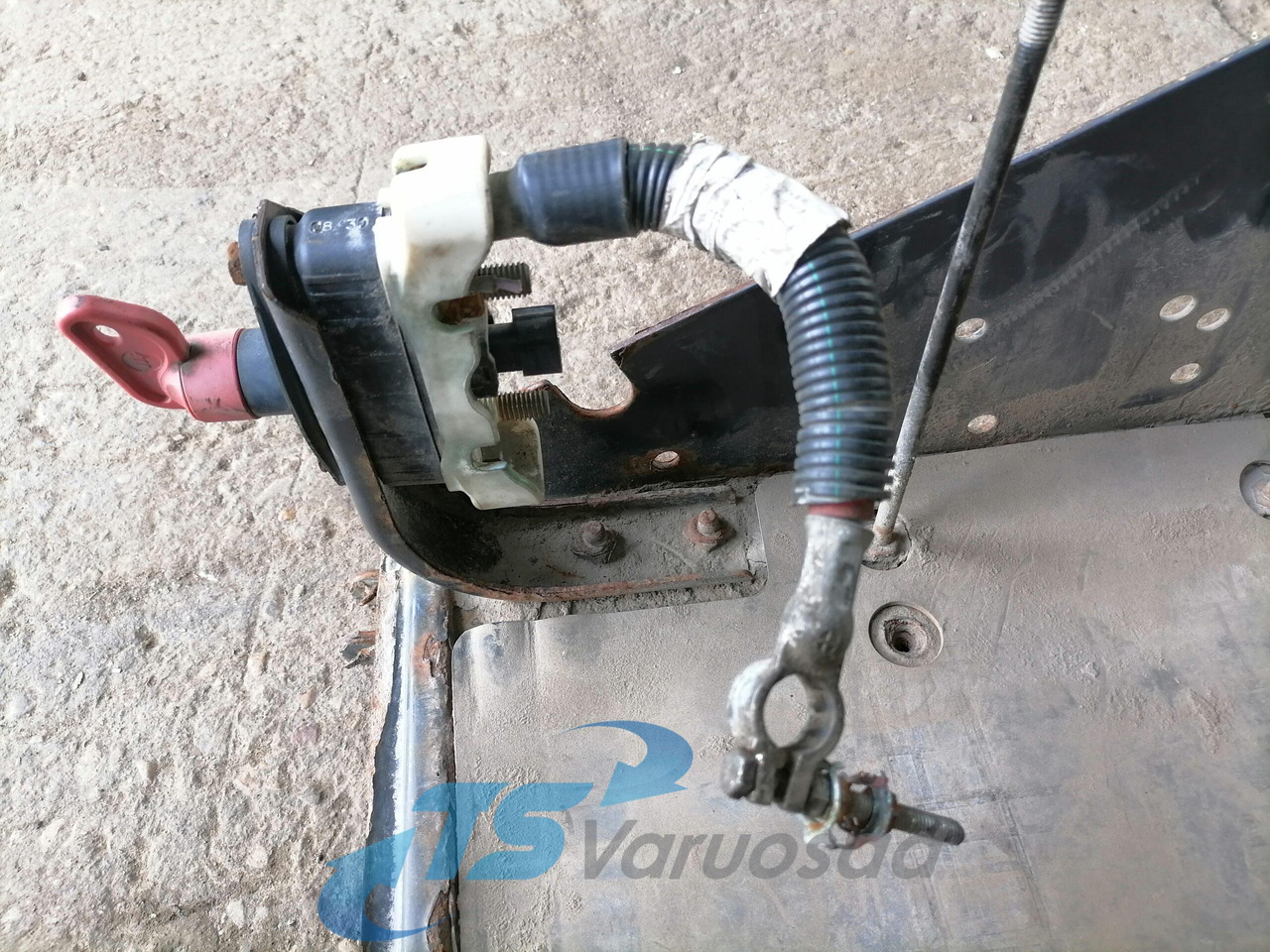 Volvo Battery box 21046415 - Acumulador para Camión: foto 5 Volvo Battery box 21046415 - Acumulador para Camión: foto 5