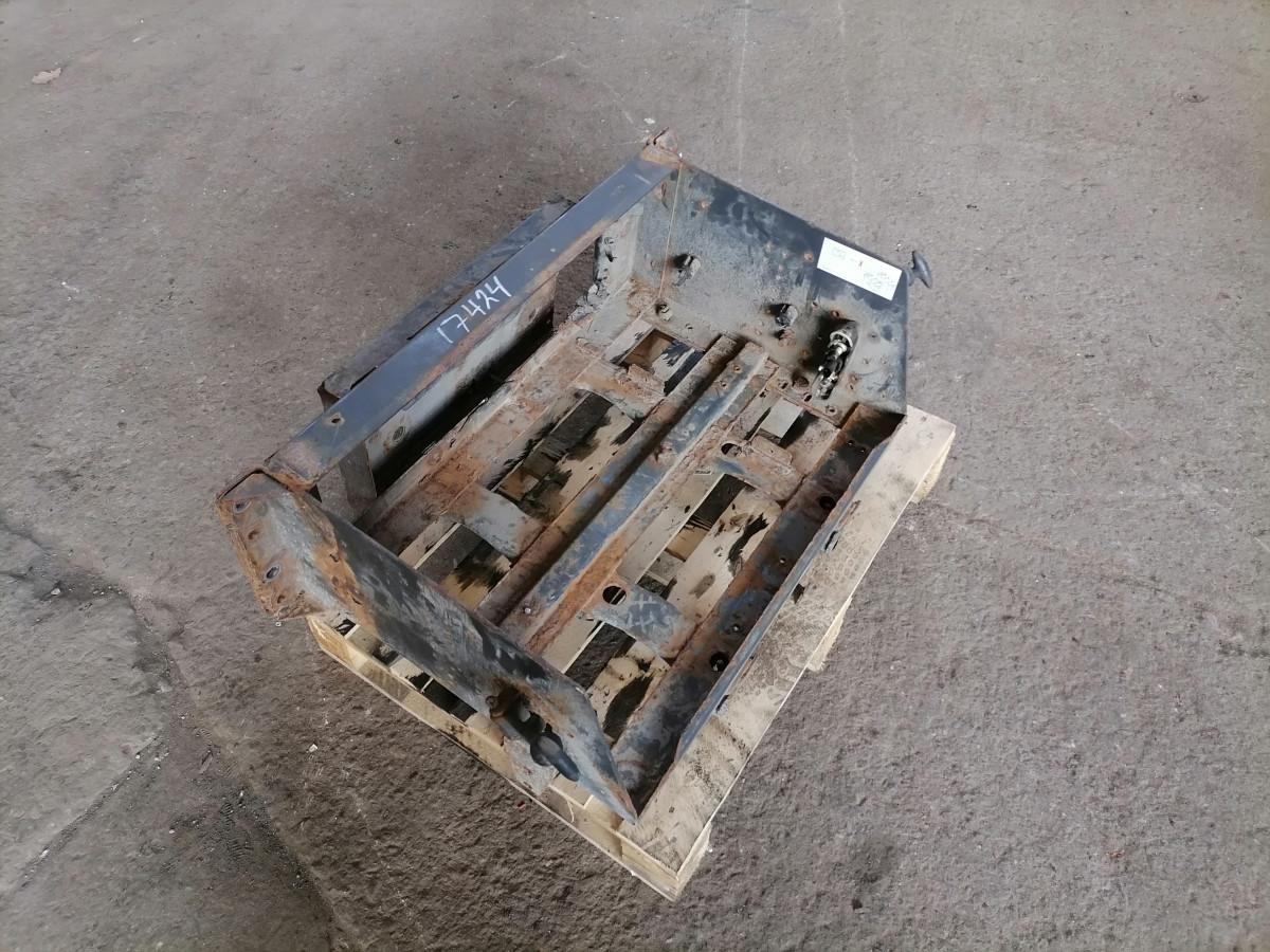 Volvo Battery box 82242298 - Acumulador para Camión: foto 2 Volvo Battery box 82242298 - Acumulador para Camión: foto 2