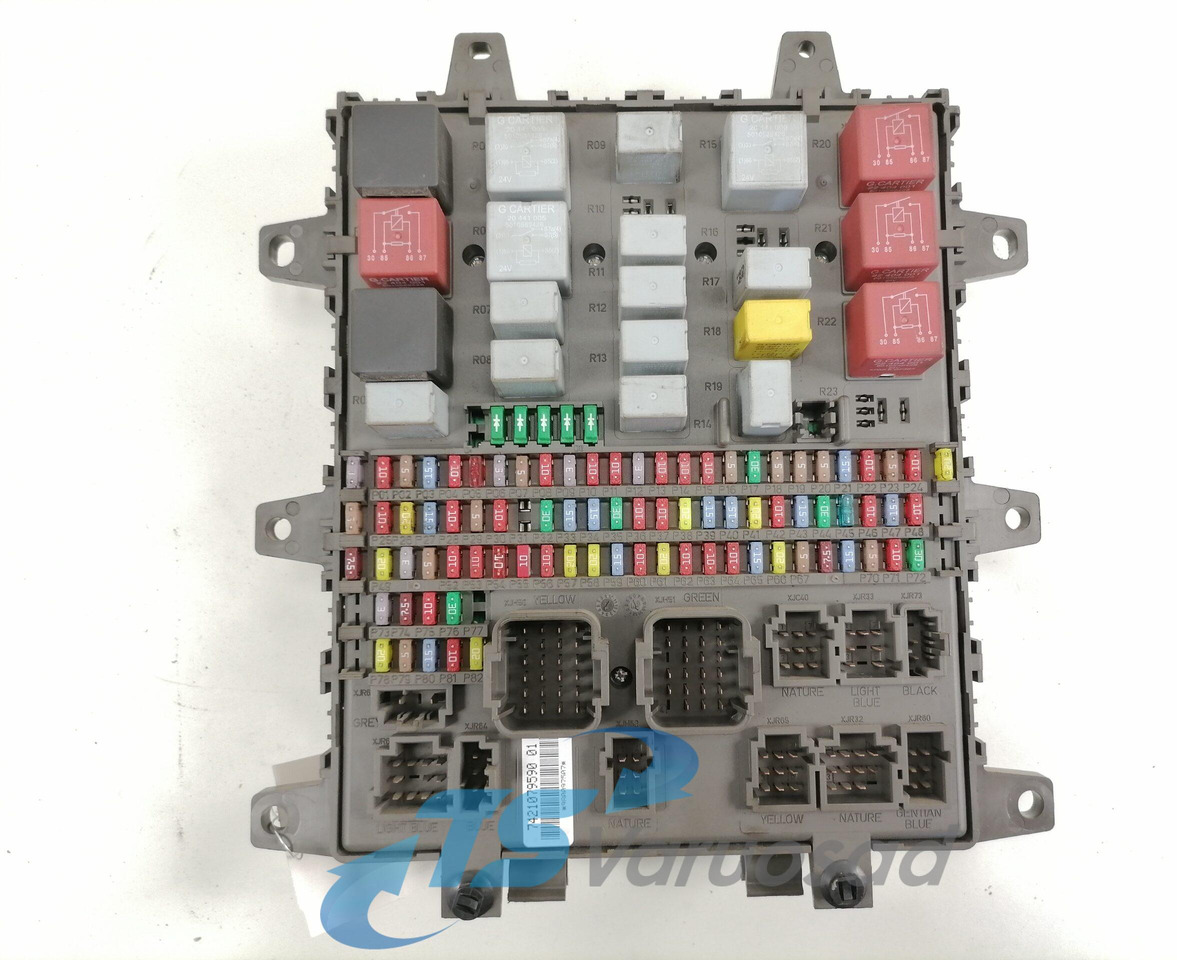 Volvo Central electric unit 7421079590 - Fusible para Camión: foto 2 Volvo Central electric unit 7421079590 - Fusible para Camión: foto 2
