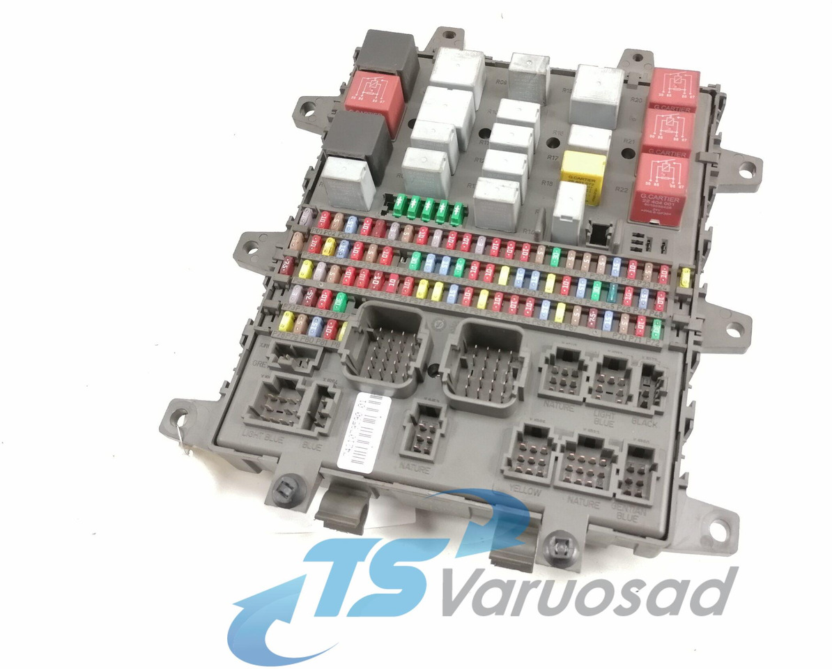 Volvo Central electric unit 7421079590 - Fusible para Camión: foto 1 Volvo Central electric unit 7421079590 - Fusible para Camión: foto 1