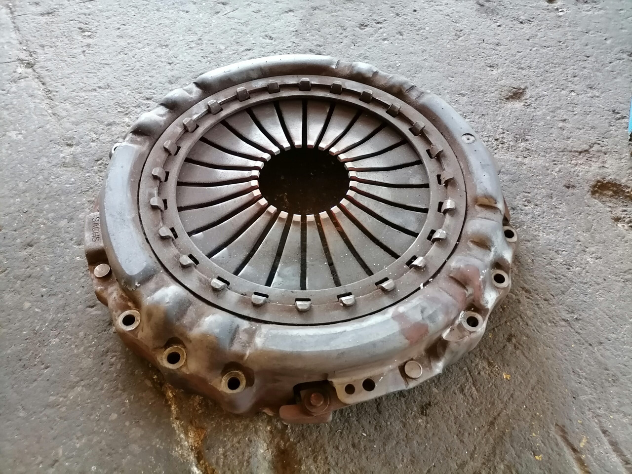 Volvo Clutch cover 20806454 - Embrague y piezas para Camión: foto 2 Volvo Clutch cover 20806454 - Embrague y piezas para Camión: foto 2