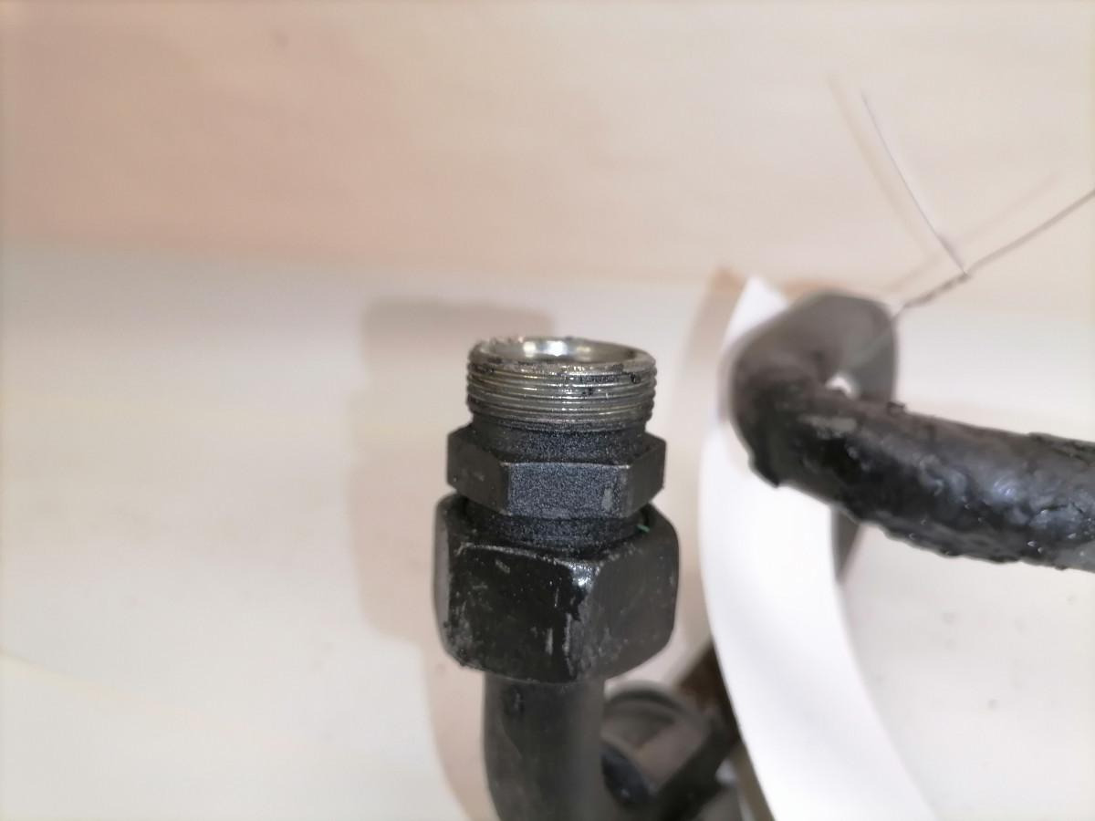 Volvo Compressor air pipe 22311001 - Compresor para Camión: foto 4 Volvo Compressor air pipe 22311001 - Compresor para Camión: foto 4