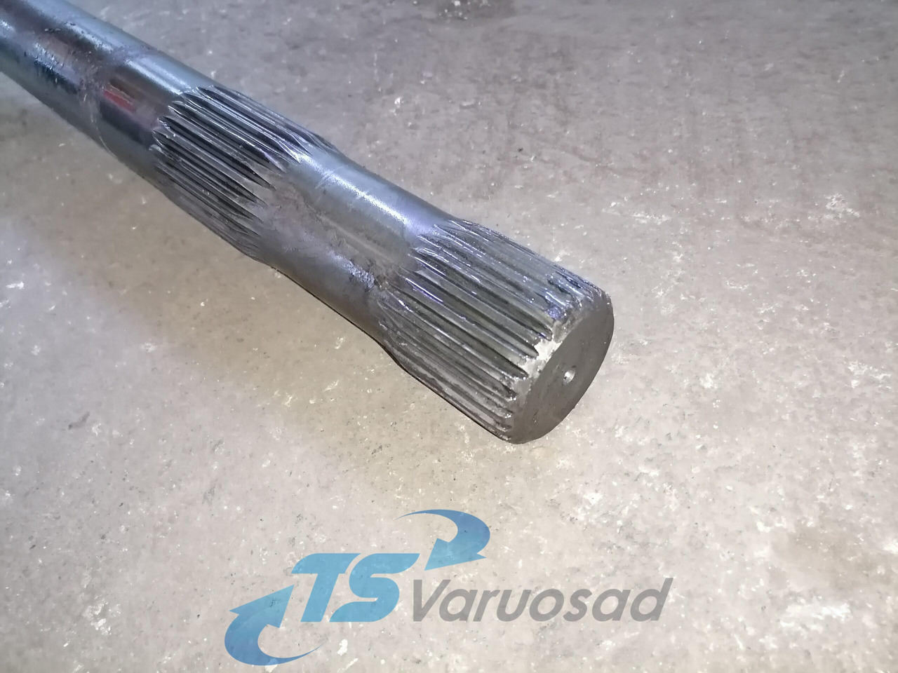 Volvo Drive shaft 1524628 - Palier para Camión: foto 3 Volvo Drive shaft 1524628 - Palier para Camión: foto 3