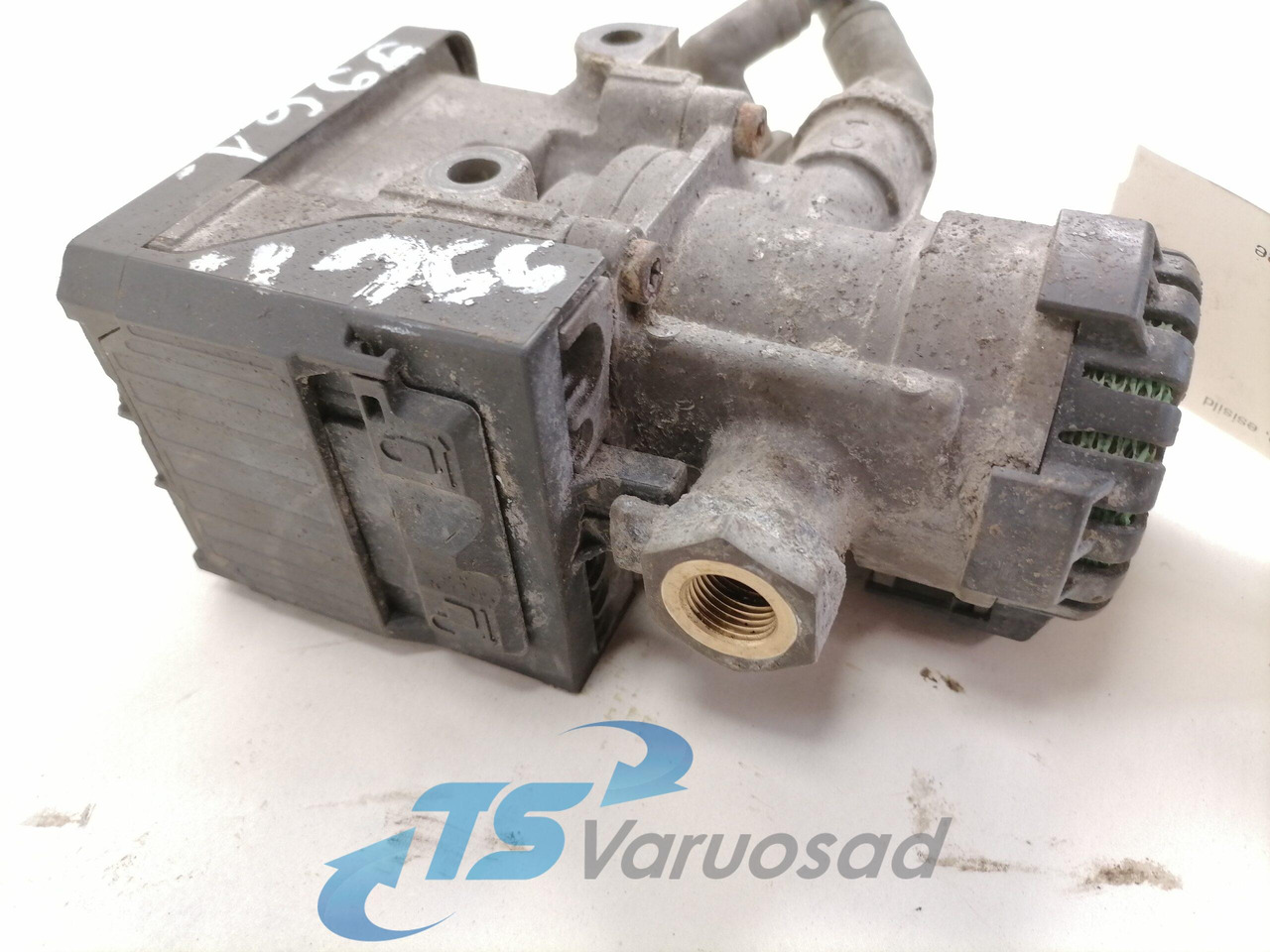 Volvo EBS brake valve 20828237 - Válvula de freno para Camión: foto 4 Volvo EBS brake valve 20828237 - Válvula de freno para Camión: foto 4
