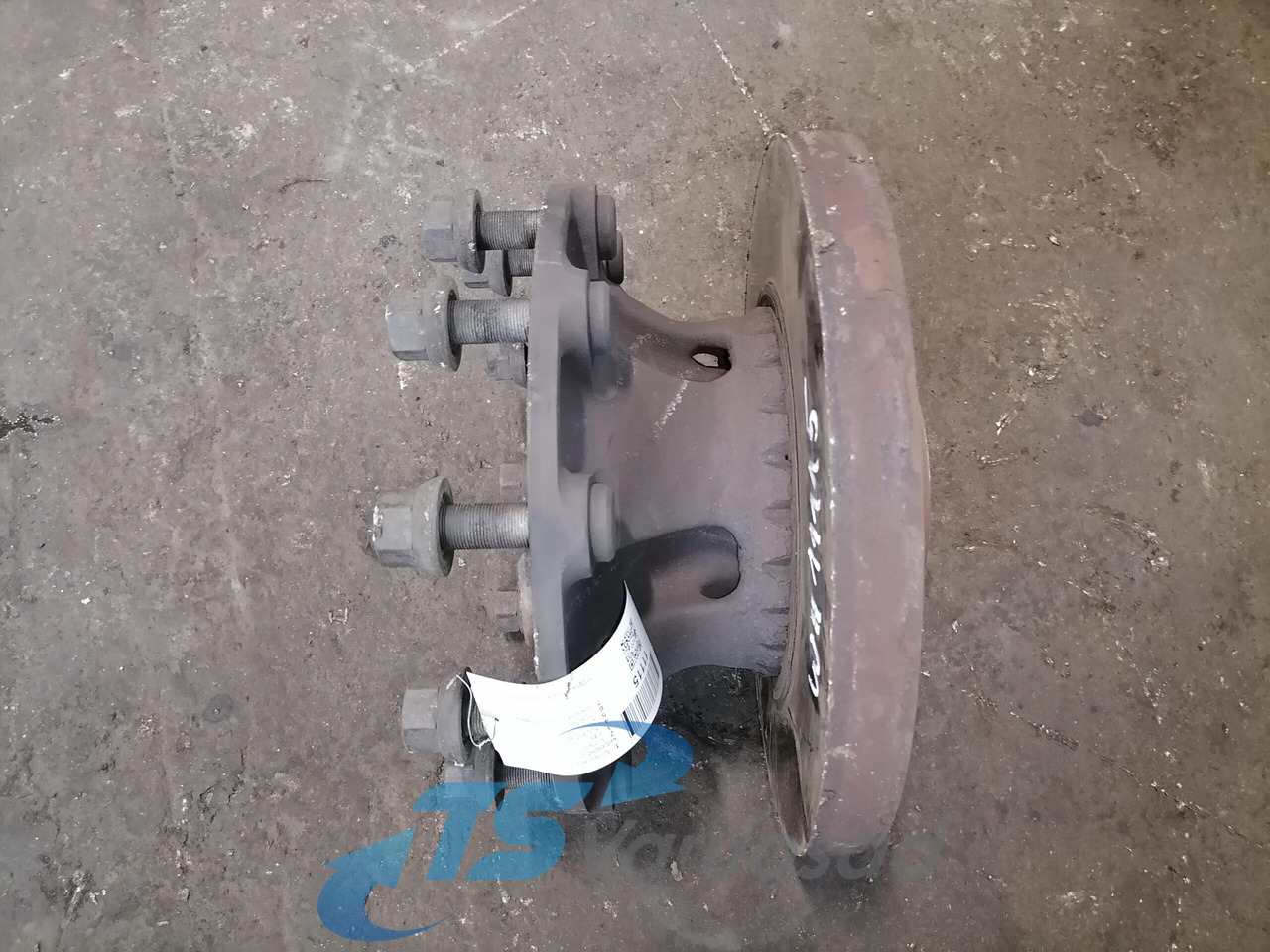 Volvo First wheel hub 1026798 - Cubo para Camión: foto 3 Volvo First wheel hub 1026798 - Cubo para Camión: foto 3