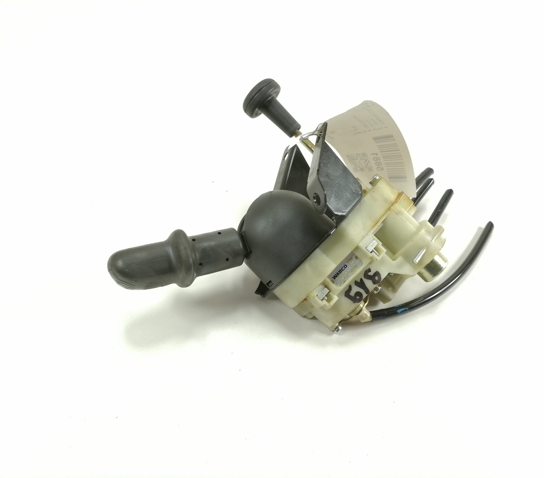 Volvo Handbrake control lever 9617242040 - Pieza universal para Camión: foto 1 Volvo Handbrake control lever 9617242040 - Pieza universal para Camión: foto 1