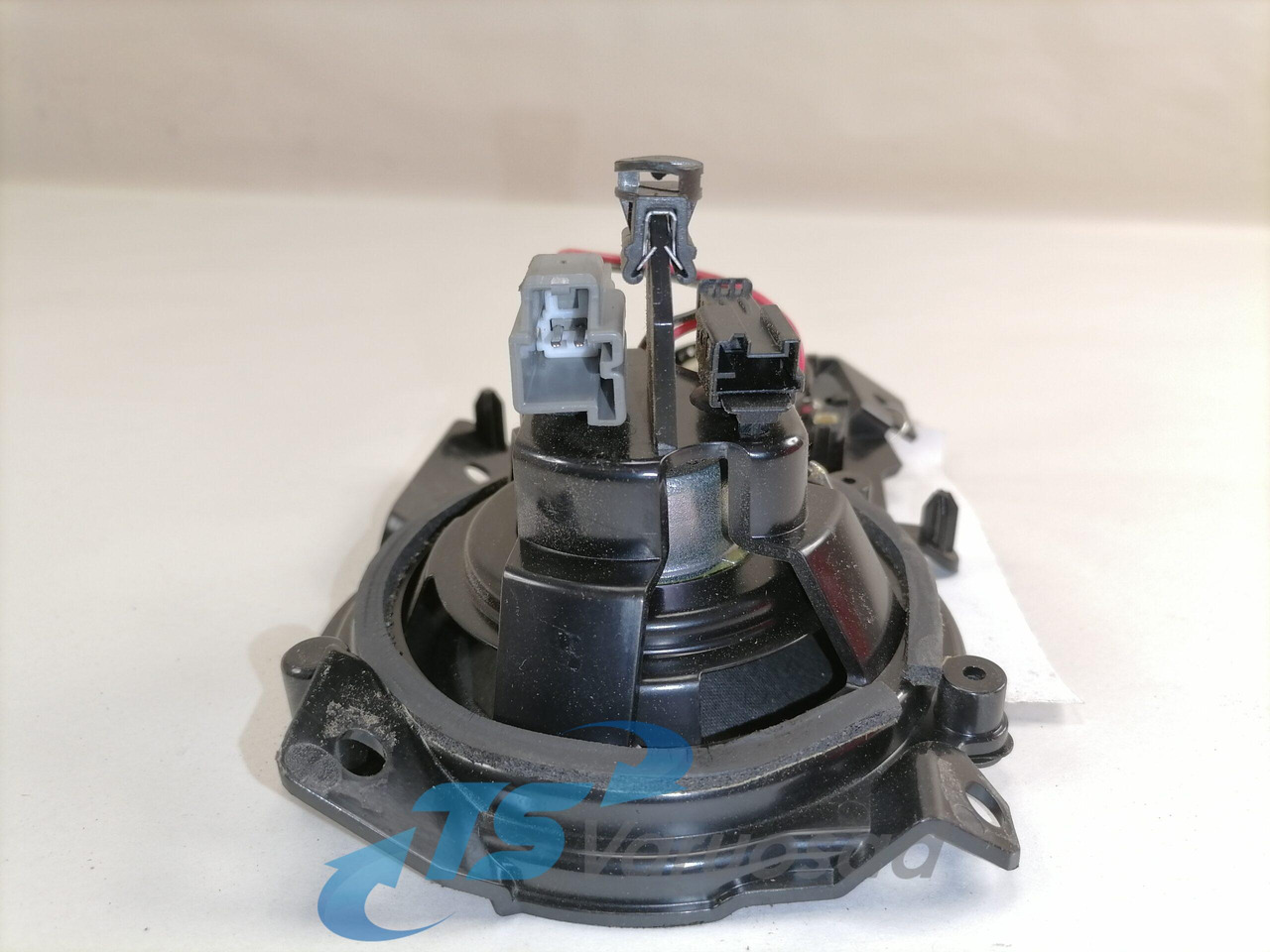 Volvo Kõlar 21206765 - Cabina e interior para Camión: foto 2 Volvo Kõlar 21206765 - Cabina e interior para Camión: foto 2