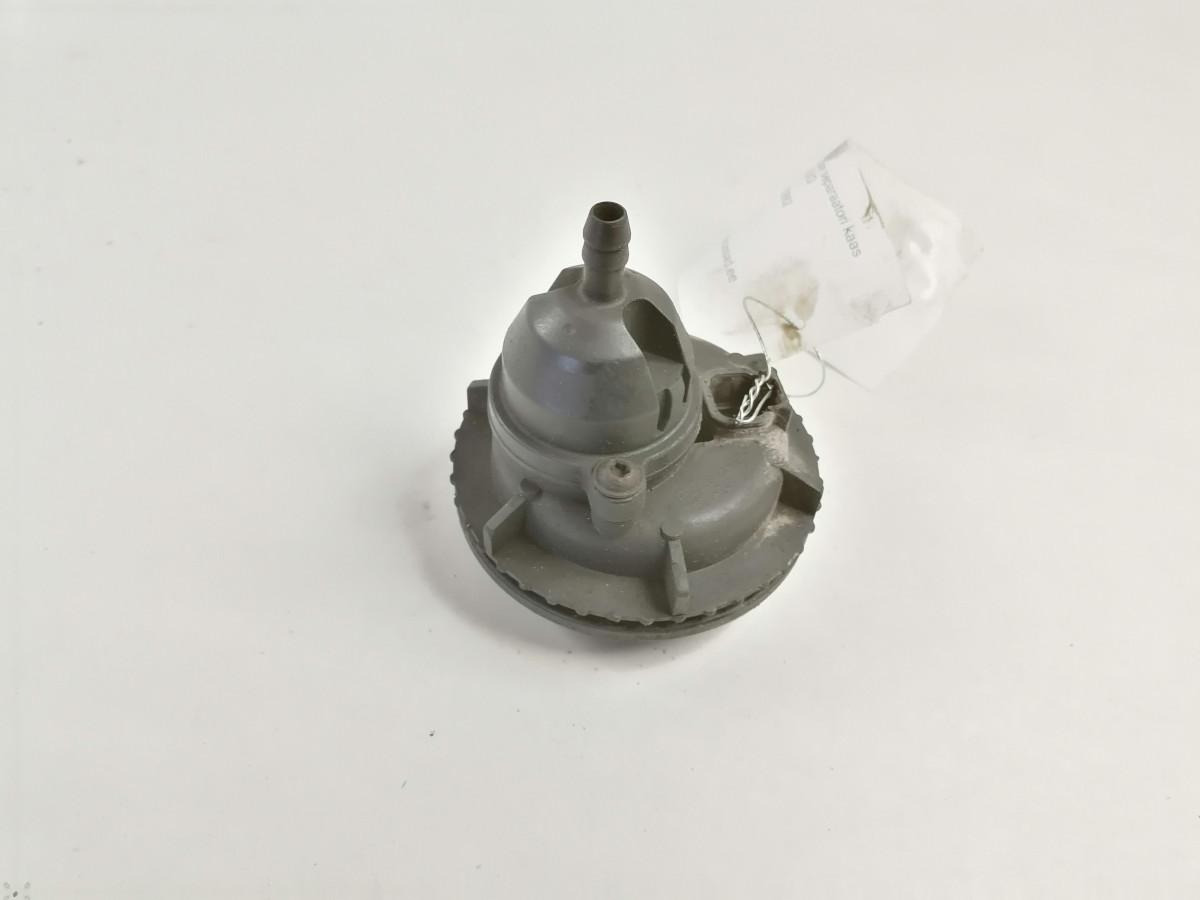 Volvo Kütuse separaatori kaas 21762862 - Filtro de combustible para Camión: foto 2 Volvo Kütuse separaatori kaas 21762862 - Filtro de combustible para Camión: foto 2