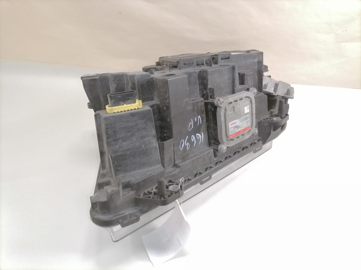 Volvo Light 22239247 - Luz/ Iluminación para Camión: foto 5 Volvo Light 22239247 - Luz/ Iluminación para Camión: foto 5