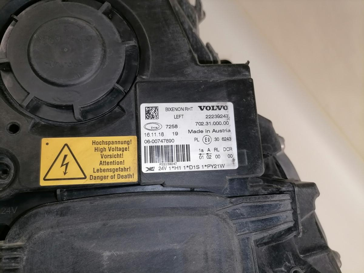 Volvo Light 22239247 - Luz/ Iluminación para Camión: foto 5 Volvo Light 22239247 - Luz/ Iluminación para Camión: foto 5