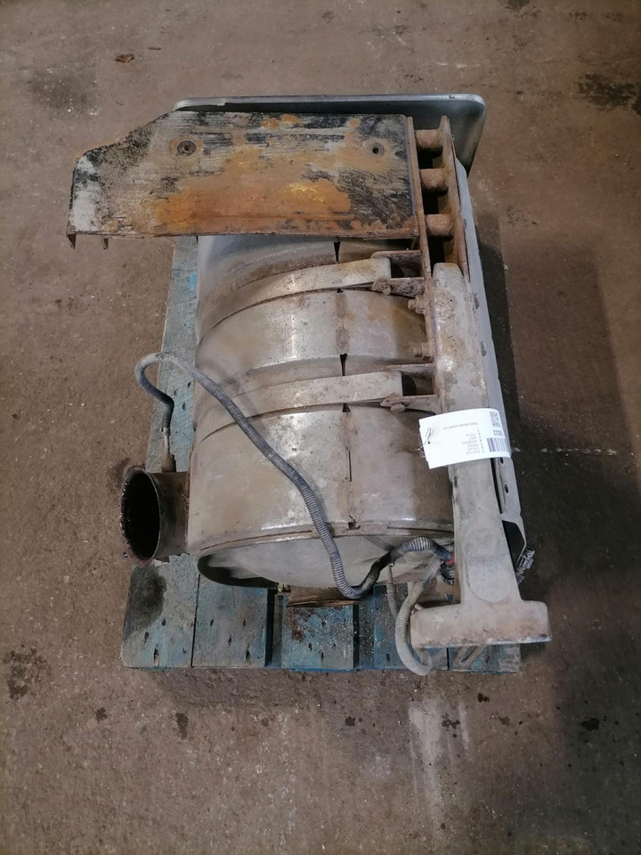 Volvo Muffler 20894953 - Silenciador para Camión: foto 2 Volvo Muffler 20894953 - Silenciador para Camión: foto 2