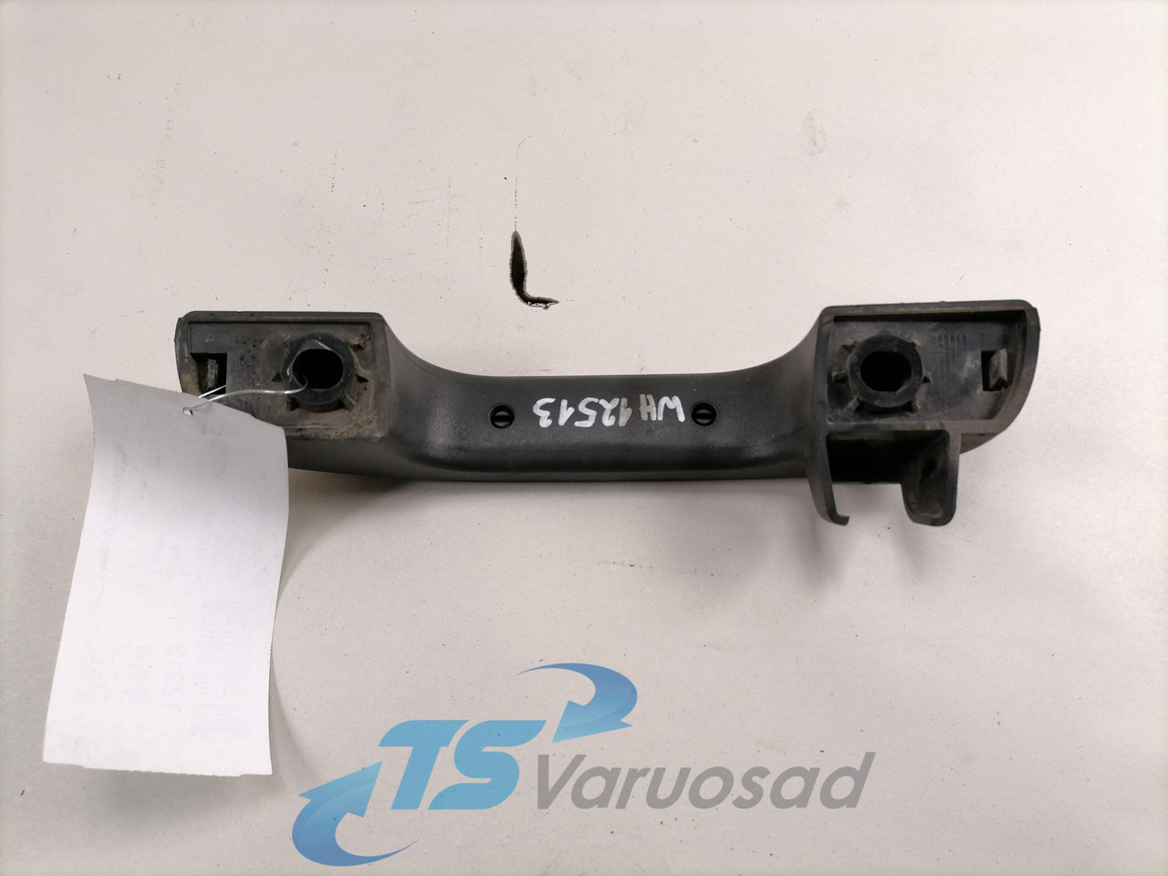 Volvo Plastikdetail, iluvõre käepide 3175367 - Aerodinámica/ Spoiler para Camión: foto 2 Volvo Plastikdetail, iluvõre käepide 3175367 - Aerodinámica/ Spoiler para Camión: foto 2