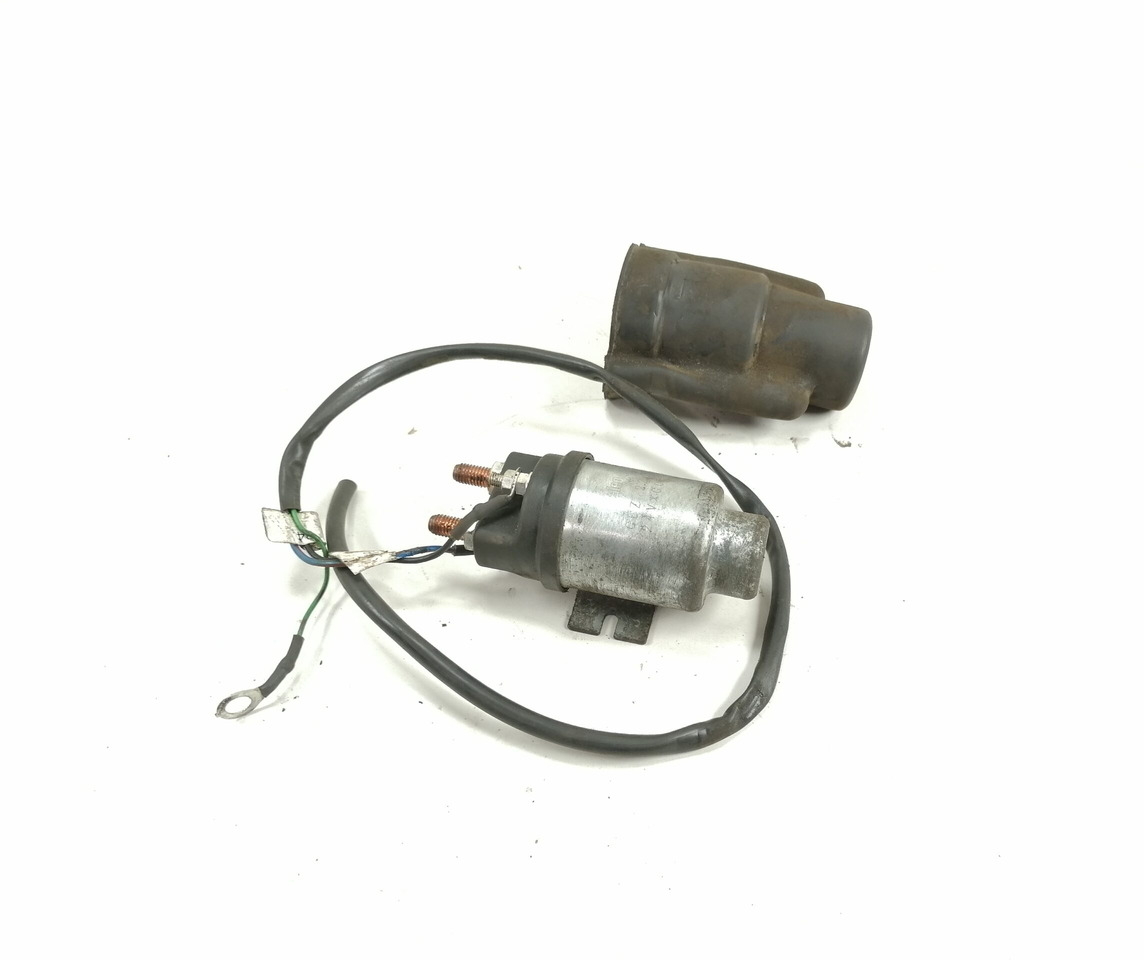 Volvo Relay CEZ225 - Relé para Camión: foto 1 Volvo Relay CEZ225 - Relé para Camión: foto 1