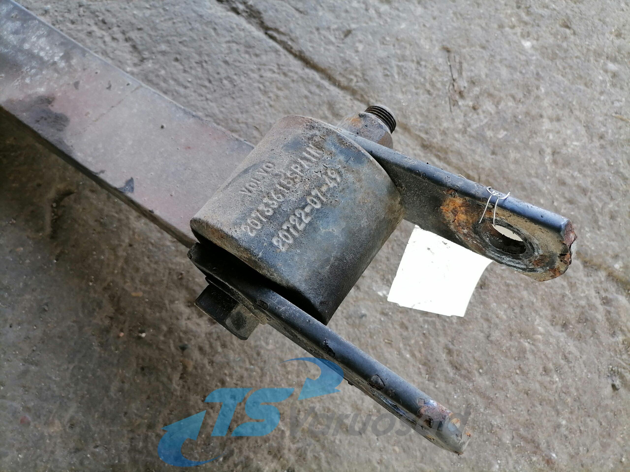 Volvo Spring 20733615 - Suspensión de ballestas para Camión: foto 2 Volvo Spring 20733615 - Suspensión de ballestas para Camión: foto 2