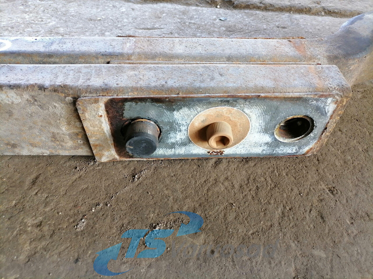 Volvo Spring 21079763 - Suspensión de ballestas para Camión: foto 4 Volvo Spring 21079763 - Suspensión de ballestas para Camión: foto 4