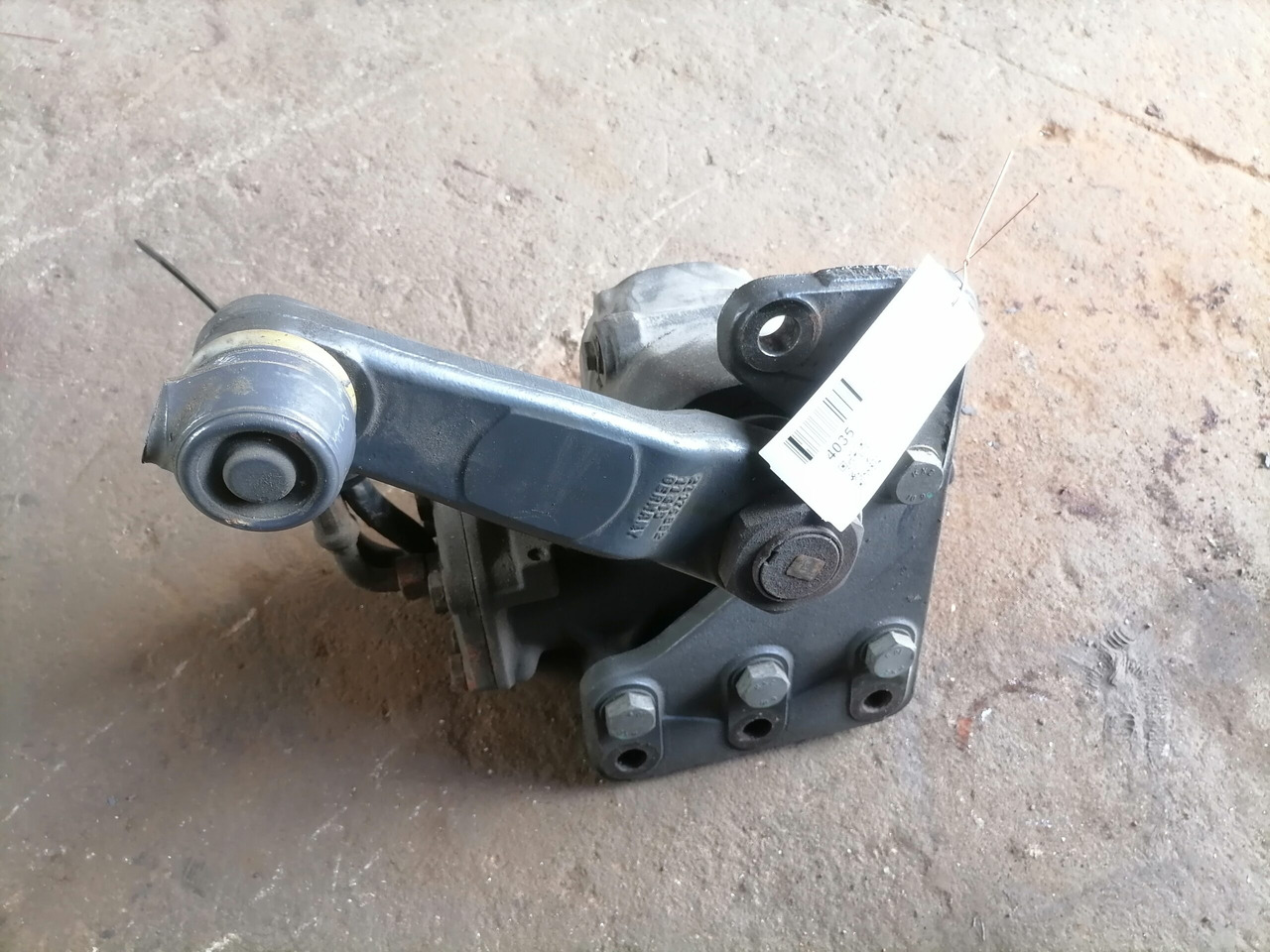 Volvo Steering box 21466592 - Caja de dirección para Camión: foto 4 Volvo Steering box 21466592 - Caja de dirección para Camión: foto 4