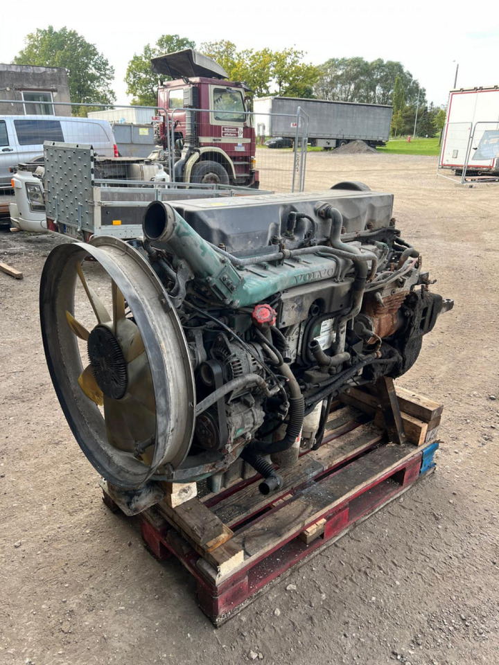 Volvo Volvo mootor D9A300 1638746 - Motor para Camión: foto 1 Volvo Volvo mootor D9A300 1638746 - Motor para Camión: foto 1