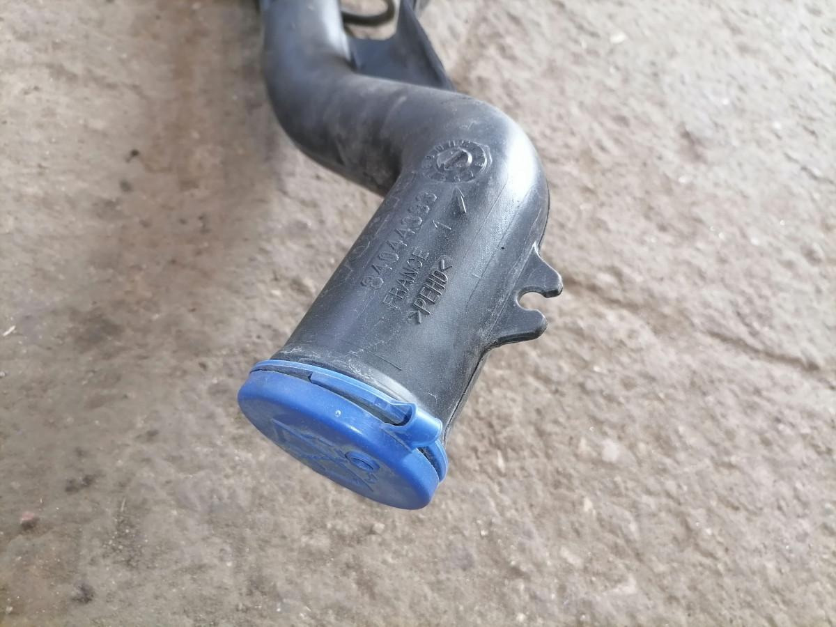 Volvo Windscreen washer fluid tank 84092257 - Limpiaparabrisas para Camión: foto 4 Volvo Windscreen washer fluid tank 84092257 - Limpiaparabrisas para Camión: foto 4