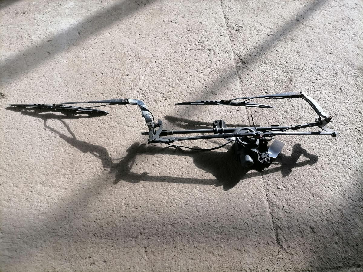 Volvo Wiper frame 688044 - Limpiaparabrisas para Camión: foto 5 Volvo Wiper frame 688044 - Limpiaparabrisas para Camión: foto 5