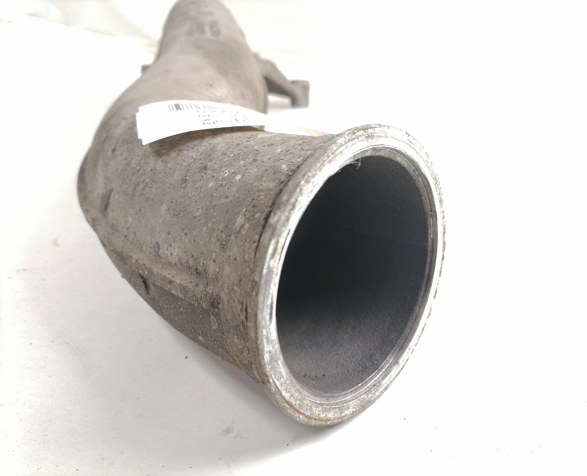 Volvo intercooler pipe 3979999 - Intercooler para Camión: foto 3 Volvo intercooler pipe 3979999 - Intercooler para Camión: foto 3