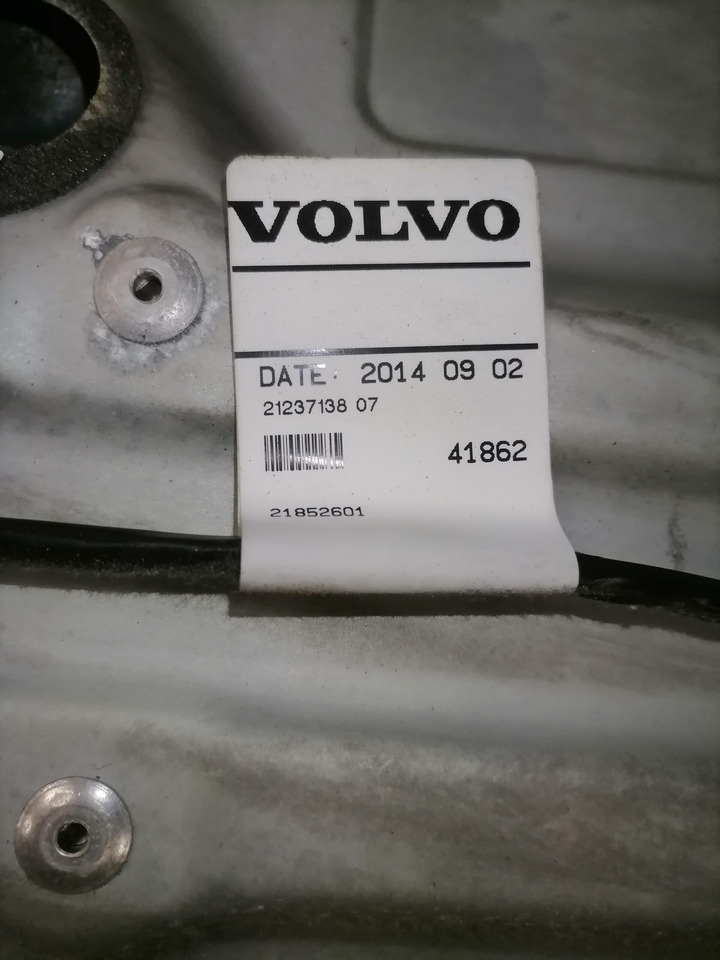Volvo window mechanism 84055877 - Puerta y piezas para Camión: foto 5 Volvo window mechanism 84055877 - Puerta y piezas para Camión: foto 5