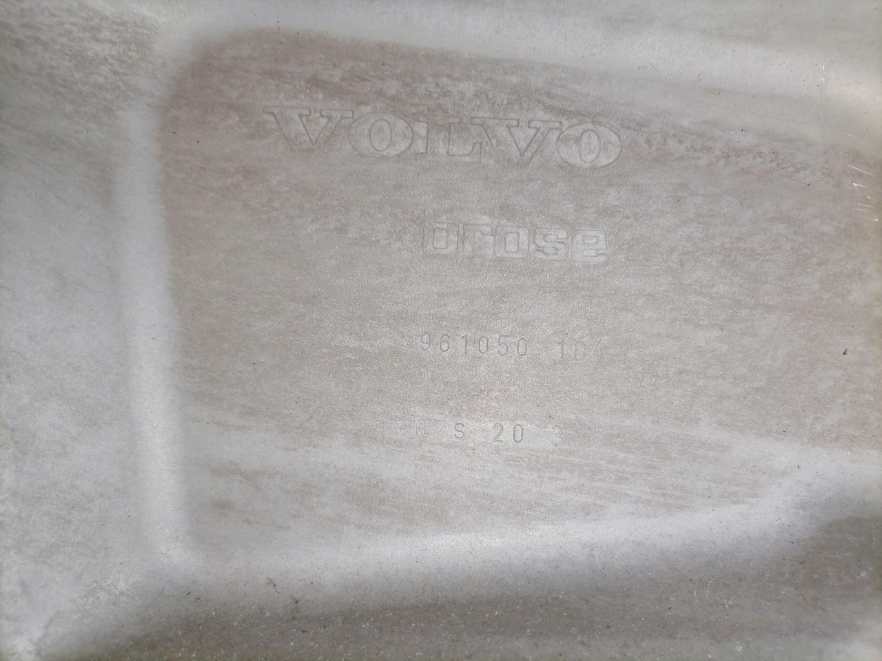 Volvo window mechanism 84055877 - Puerta y piezas para Camión: foto 4 Volvo window mechanism 84055877 - Puerta y piezas para Camión: foto 4