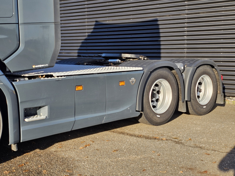 Cabeza tractora Scania S730 V8 6x4 / HYDRAULIC / FULL AIR / RETARDER: foto 7 Cabeza tractora Scania S730 V8 6x4 / HYDRAULIC / FULL AIR / RETARDER: foto 7