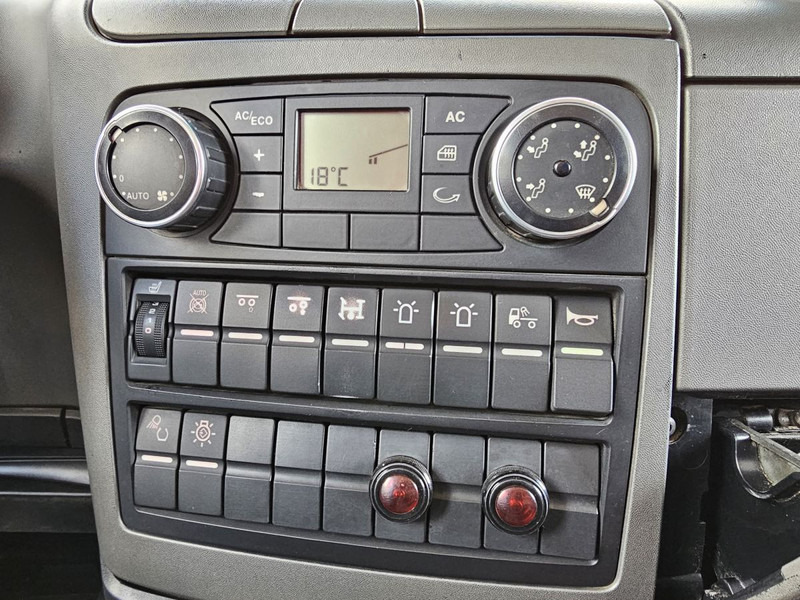 Camión con equipo de cable, Camión grúa MAN TGS 35.400 / 8x4-4 / CONTAINER SYSTEM / PALFINGER Z CRANE: foto 13 Camión con equipo de cable, Camión grúa MAN TGS 35.400 / 8x4-4 / CONTAINER SYSTEM / PALFINGER Z CRANE: foto 13