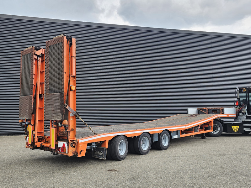 Nooteboom OSD-48-03/L / HYDRAULIC BED + RAMP - Semirremolque góndola rebajadas: foto 4 Nooteboom OSD-48-03/L / HYDRAULIC BED + RAMP - Semirremolque góndola rebajadas: foto 4