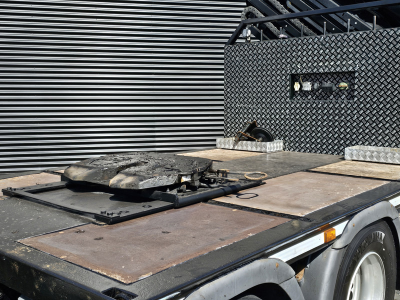 Camión grúa Scania R490 / 8x2 / HMF 85 TM CRANE / WINCH / JIB: foto 14 Camión grúa Scania R490 / 8x2 / HMF 85 TM CRANE / WINCH / JIB: foto 14