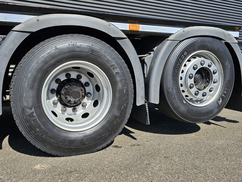 Camión grúa Scania R490 / 8x2 / HMF 85 TM CRANE / WINCH / JIB: foto 13 Camión grúa Scania R490 / 8x2 / HMF 85 TM CRANE / WINCH / JIB: foto 13