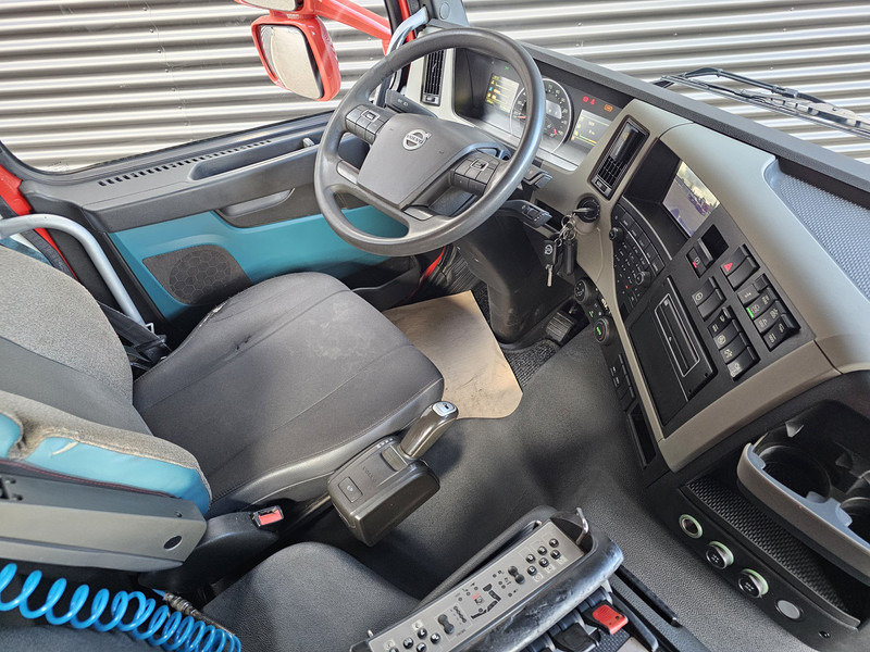 Camión grúa Volvo FM 420 8x2 / HIAB HOOKLIFT + 30 t/m CRANE - KRAN: foto 16 Camión grúa Volvo FM 420 8x2 / HIAB HOOKLIFT + 30 t/m CRANE - KRAN: foto 16